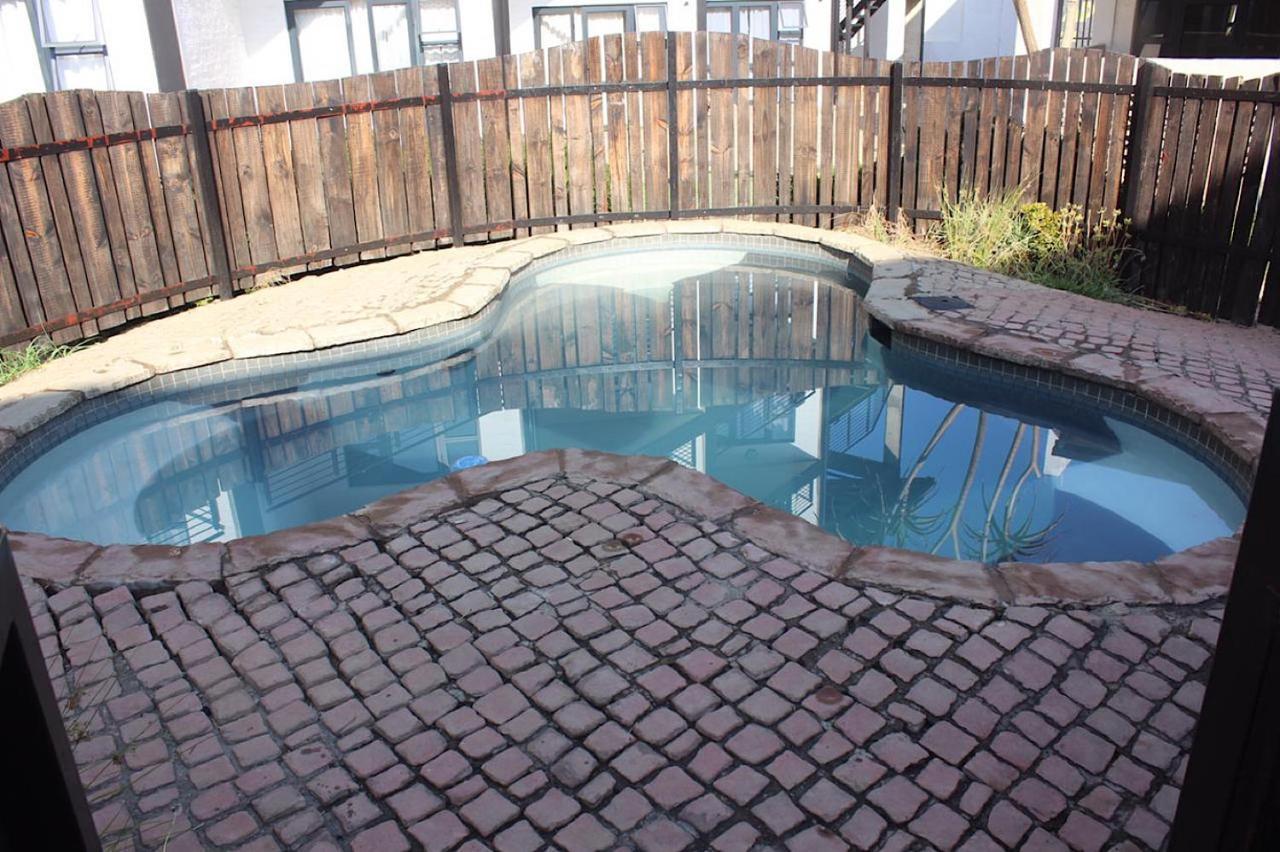 Cozy Apartment In The Center Of Maboneng With Free Wifi Johannesburg Exterior photo